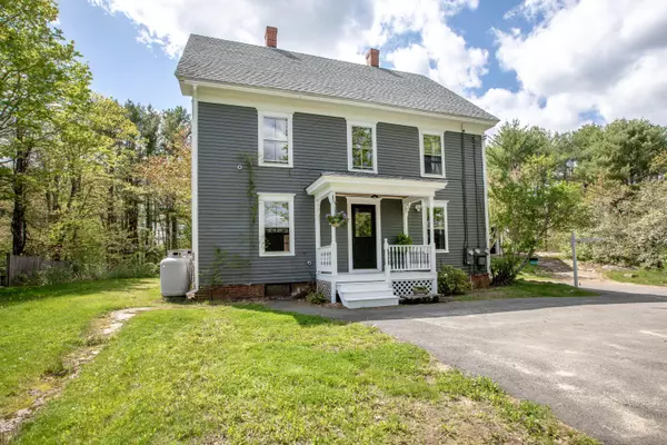 Topsham, ME 04086,9 Holland PL