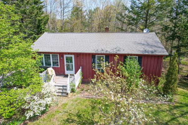 18 Spear ST, Lisbon, ME 04252