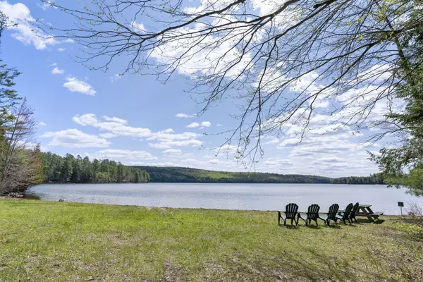 Mount Vernon, ME 04352,156 Five Seasons RD