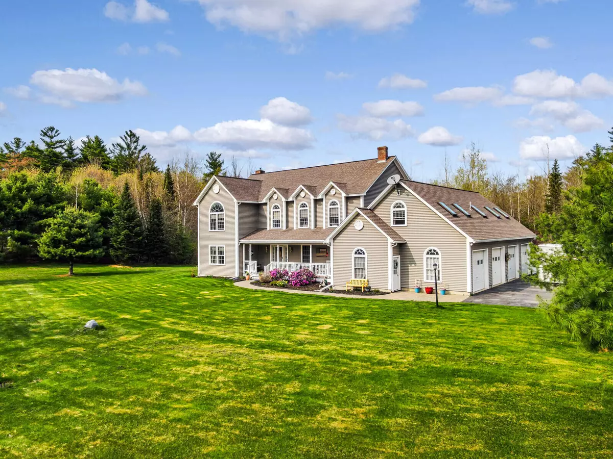 Sidney, ME 04330,50 Twinleaf LN