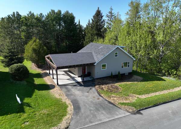 62 Forest AVE, Fort Fairfield, ME 04742