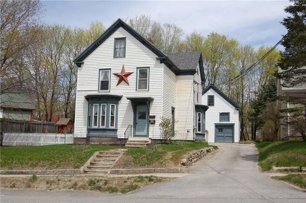 78 Elm ST, Mechanic Falls, ME 04256