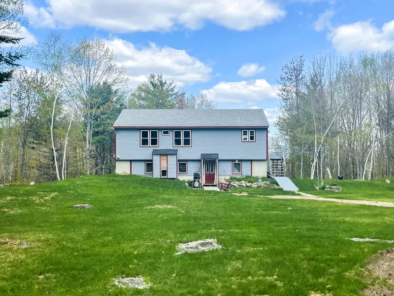 20 Hollyhock Farm LN, Cornish, ME 04020