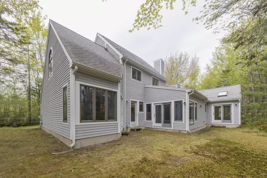 26 Fairway DR, Scarborough, ME 04074