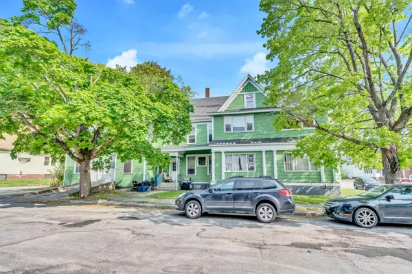 Auburn, ME 04210,102 Goff ST
