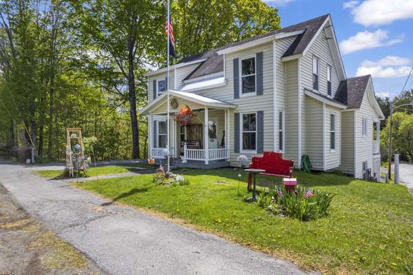 115 Lincoln ST, Dover-foxcroft, ME 04426