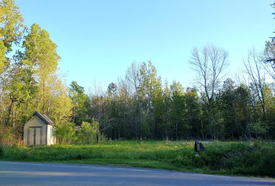 89 Smith Road, Corinna, ME 04928