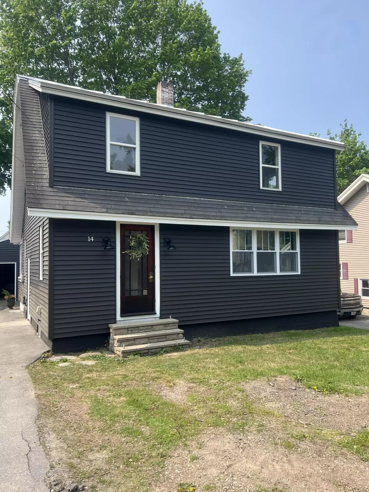 Waterville, ME 04901,14 Donald ST