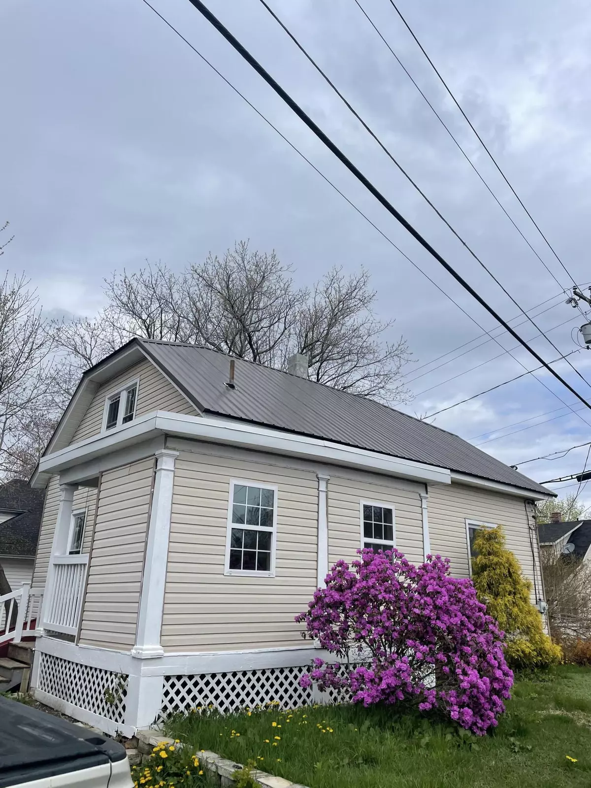 Auburn, ME 04210,55 Caron LN