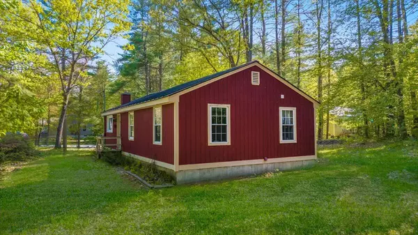 Waterboro, ME 04061,52 Kennedy DR