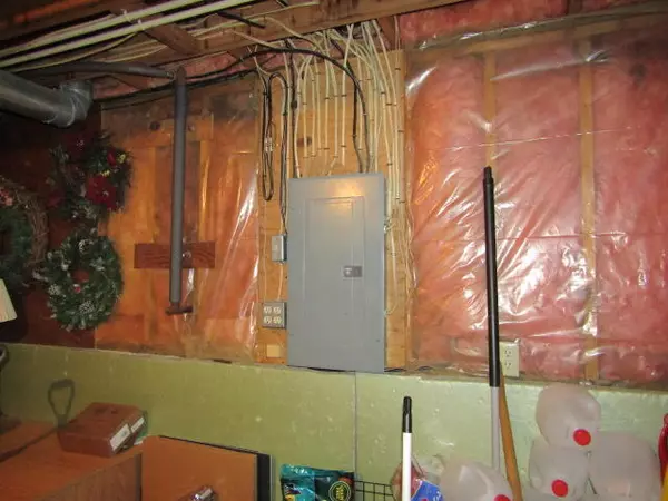 Phillips, ME 04966,637 Salem RD