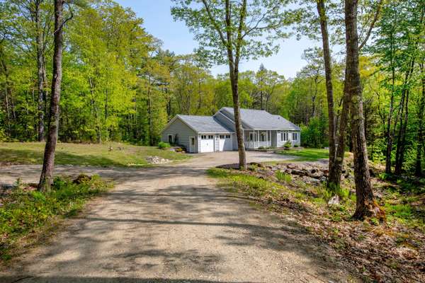 6 River Run RD, Edgecomb, ME 04556