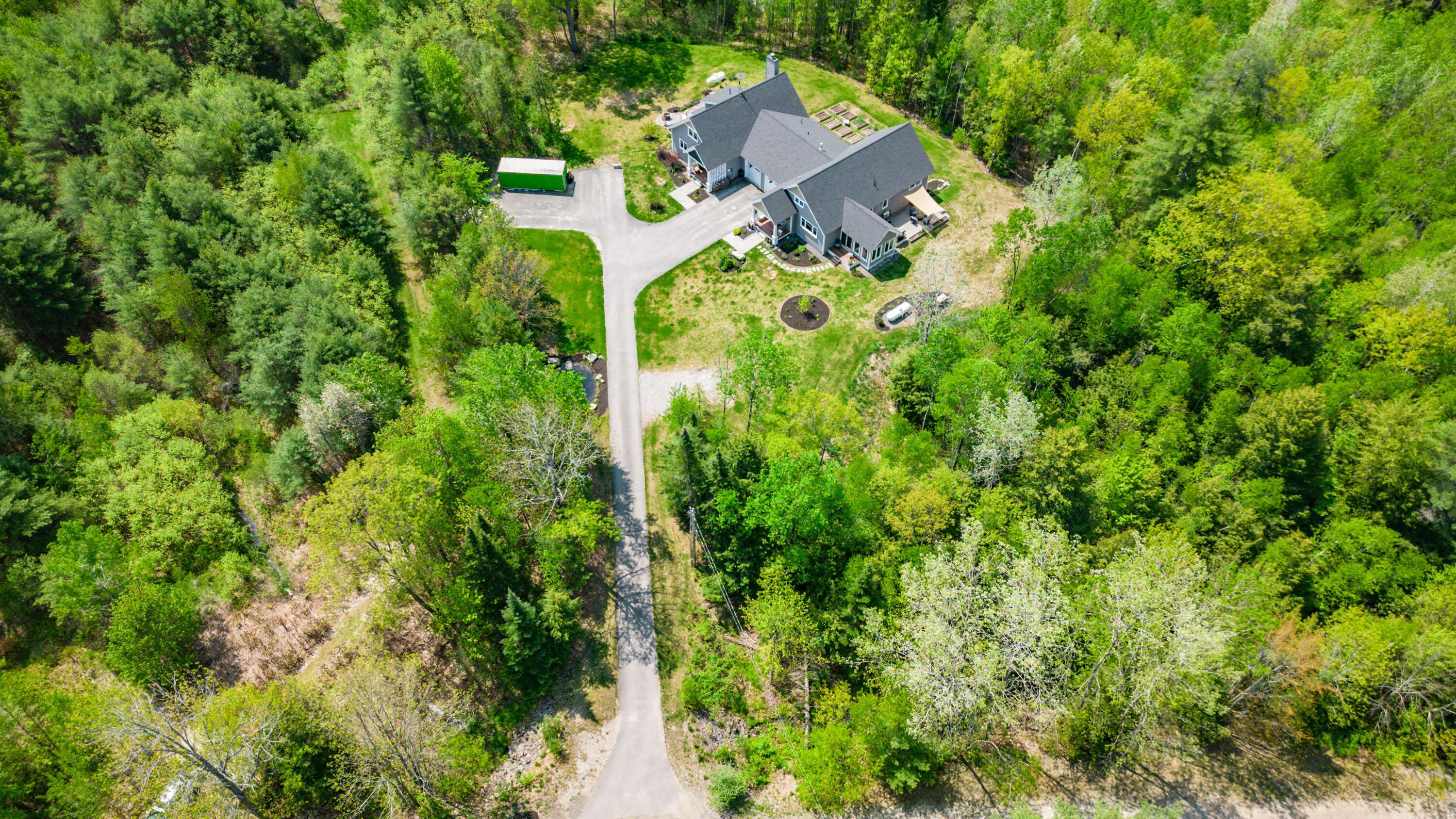 Gorham, ME 04038,122 Queen ST