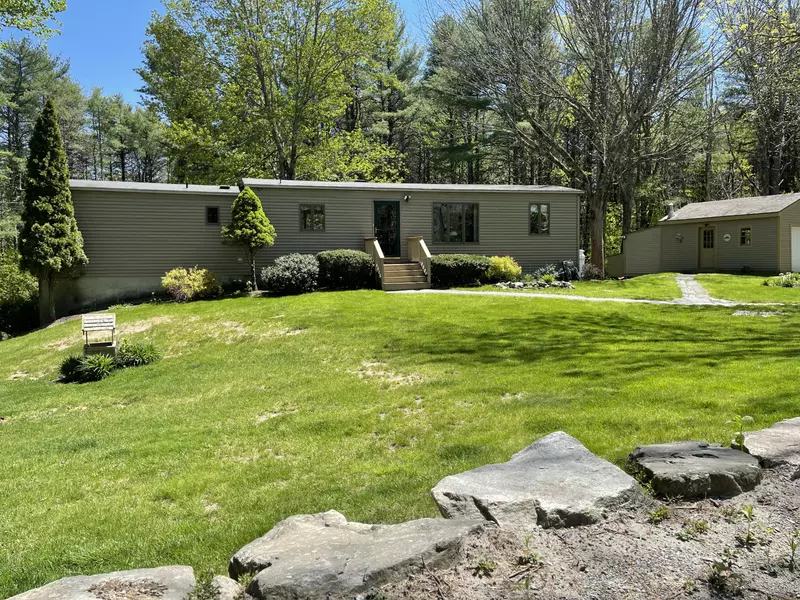 180 Lessner RD, Damariscotta, ME 04543