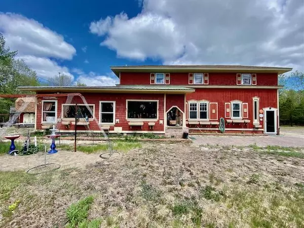 Hiram, ME 04041,730 Notch RD