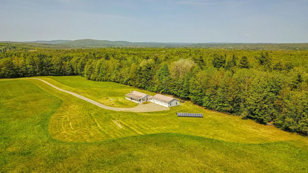 520 Fuller Corner RD, Pittsfield, ME 04943