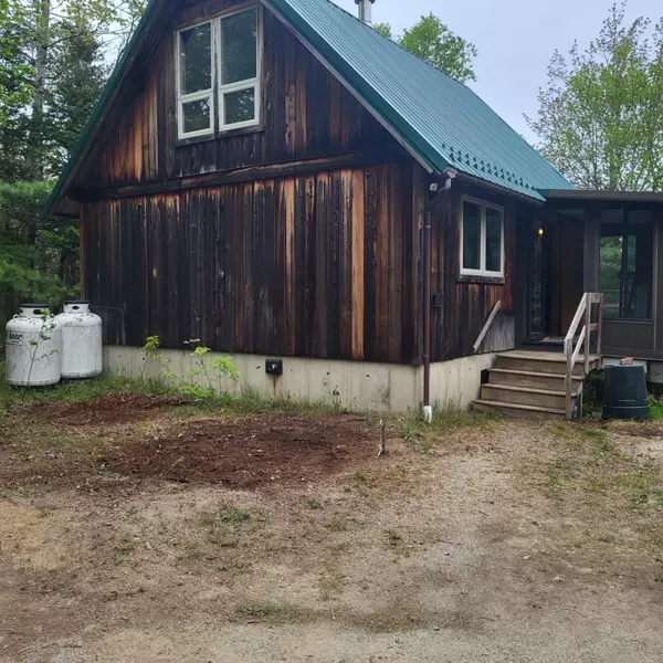 14 Highview AVE, Hancock, ME 04640