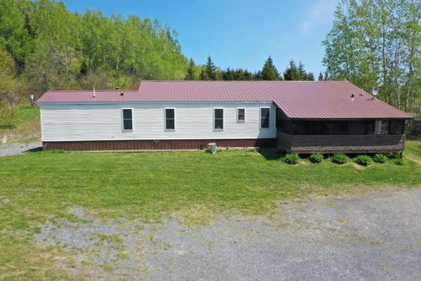 Fort Fairfield, ME 04742,503 Dorsey RD