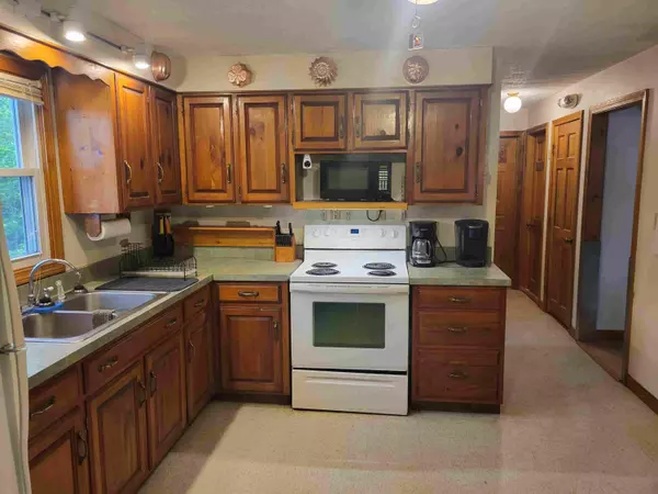 Waterboro, ME 04087,14 James DR