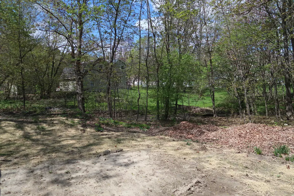 Monmouth, ME 04259,7 Holeway LN