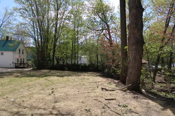 Monmouth, ME 04259,7 Holeway LN