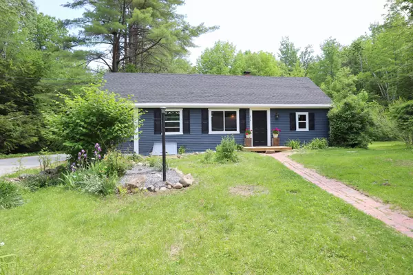 Hollis, ME 04042,479 Mansion RD