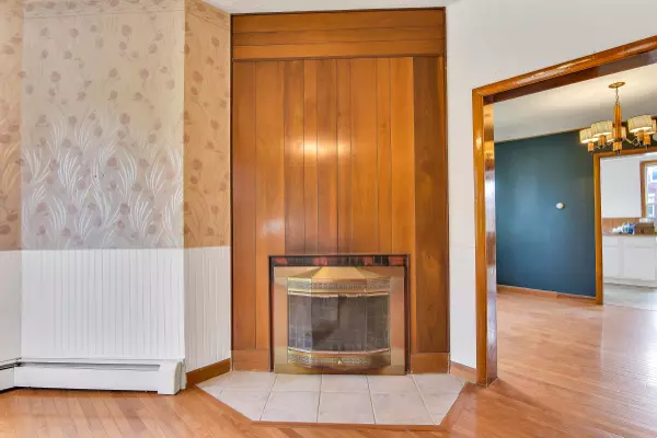 Rumford, ME 04276,36 Erchles ST