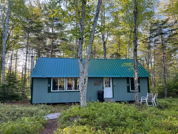 M4L8-1 Hardwood Hill Island, Mariaville, ME 04605