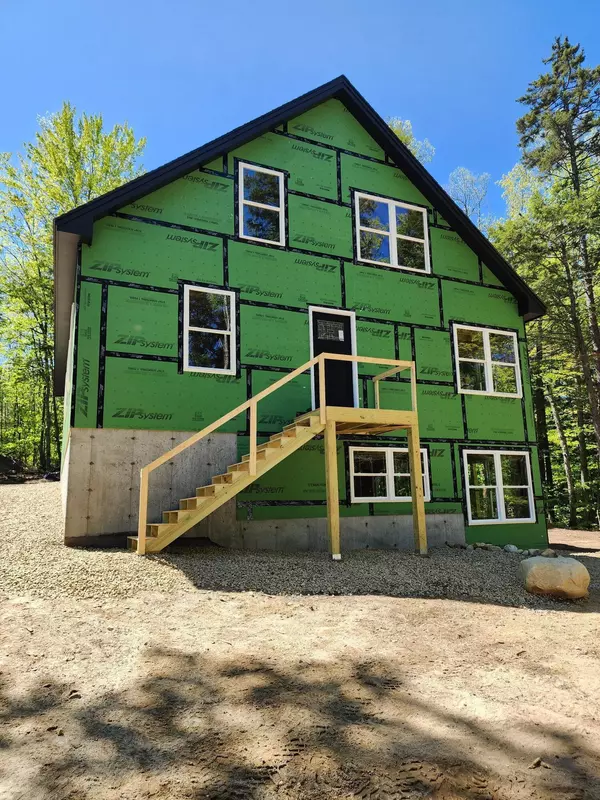 269 Howe Hill RD, Greenwood, ME 04255