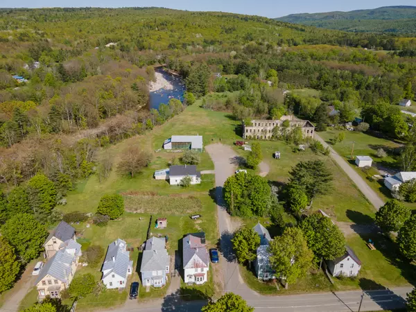 Phillips, ME 04966,22 Sawyer ST