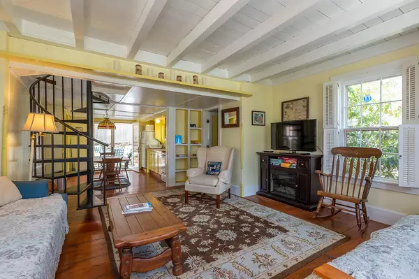 Northport, ME 04849,37 Broadway