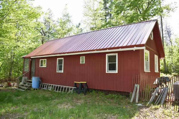 54 Cobb RD, Lee, ME 04455