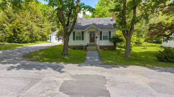 42 Loring AVE, Auburn, ME 04210