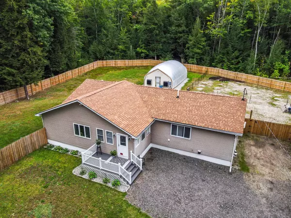 Poland, ME 04274,80 Carpenter RD