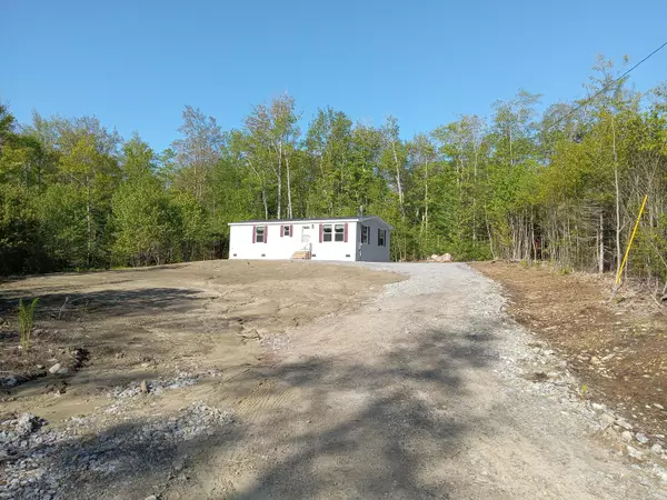 131 Boggs Farm Lane, Warren, ME 04864