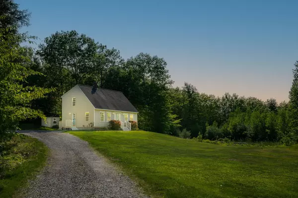 Gray, ME 04039,16 Taylor LN