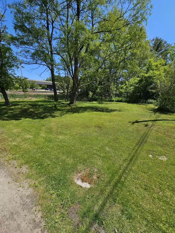 Auburn, ME 04210,199 Bowdoin ST
