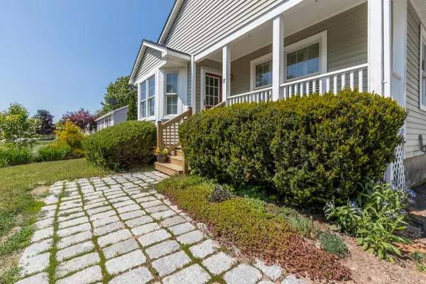 Topsham, ME 04086,17 Topsham XING