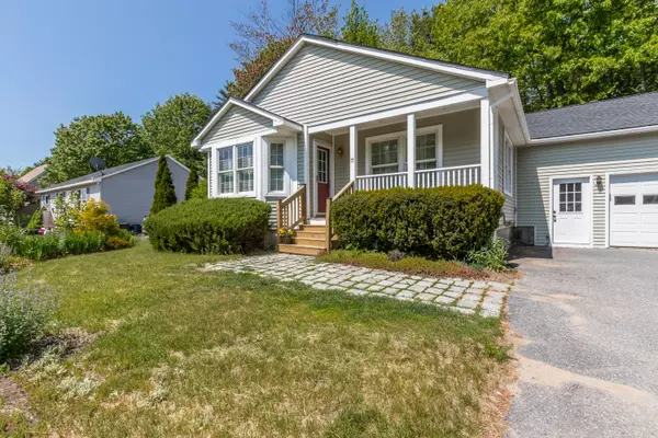 Topsham, ME 04086,17 Topsham XING