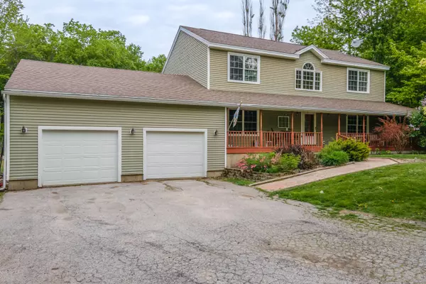 42 Bishop DR, Hermon, ME 04401