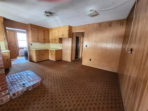 Rumford, ME 04276,12 South Backfield RD