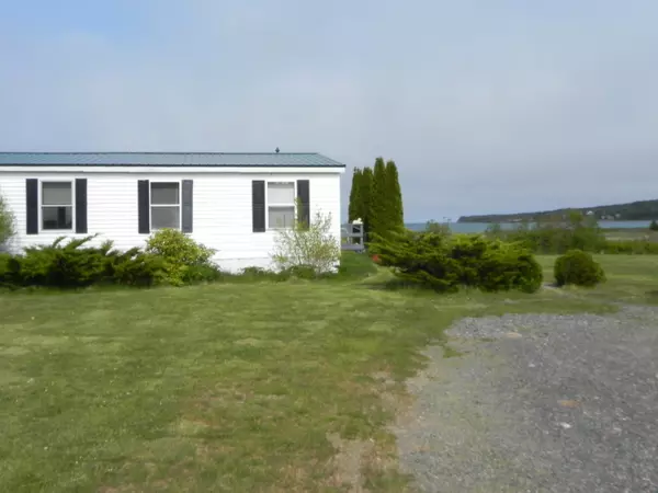 Lubec, ME 04652,6 Captains Lady LN