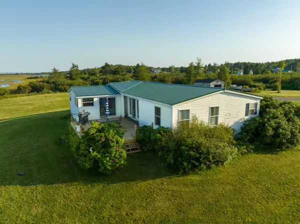 Lubec, ME 04652,6 Captains Lady LN