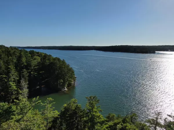 West Bath, ME 04530,53 Abbott Cove RD