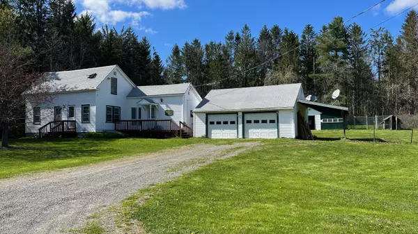 176 North RD, Harmony, ME 04942