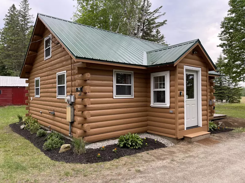 162 Porcupine TRL, Coplin Plt, ME 04970