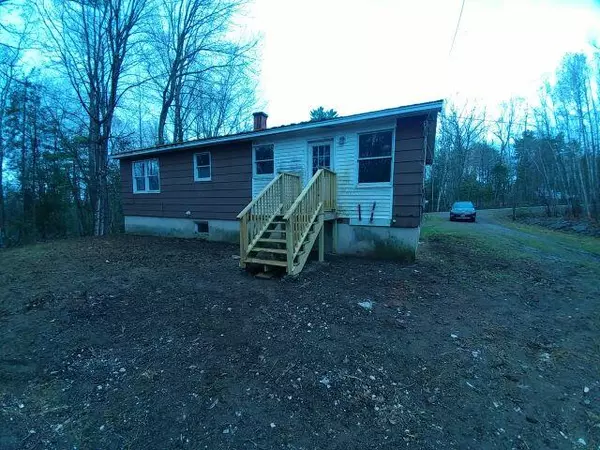 Kenduskeag, ME 04450,201 Clark Road