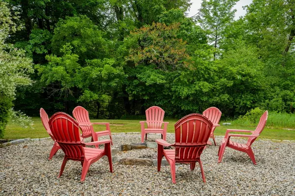 North Yarmouth, ME 04097,15 Rani DR