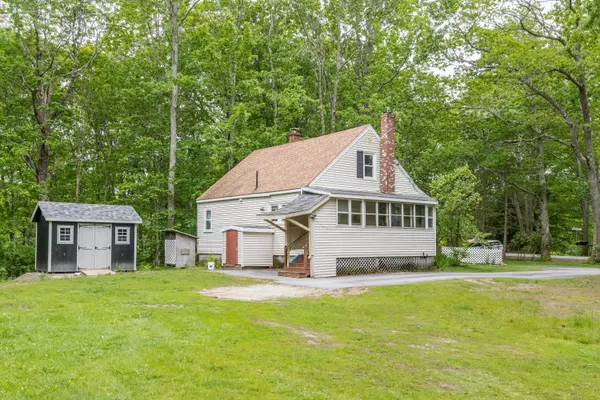 Yarmouth, ME 04096,587 Granite ST