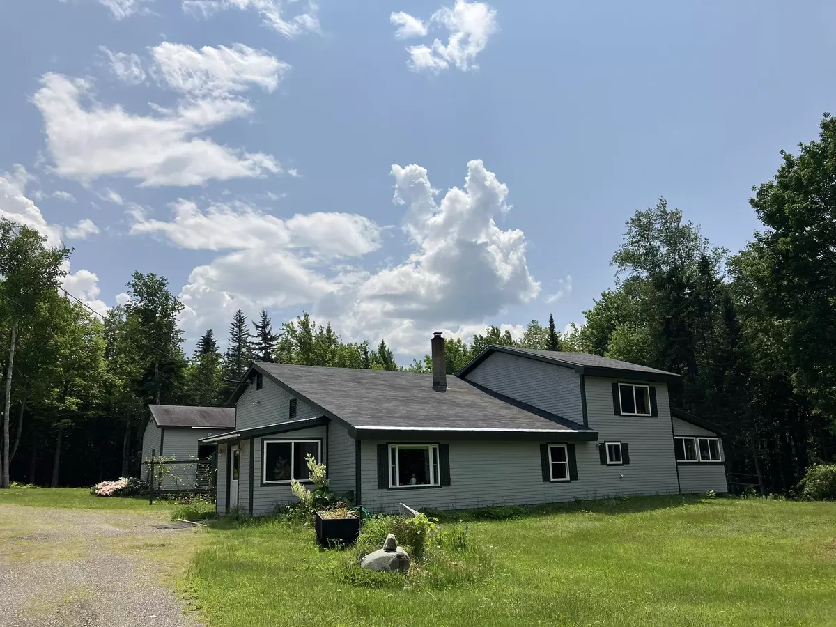 Phillips, ME 04966,32 Weld RD